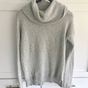Gap cozy soft cowl neck chunky turtleneck sweater